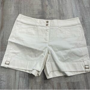 White House Black Market White Shorts Size 8